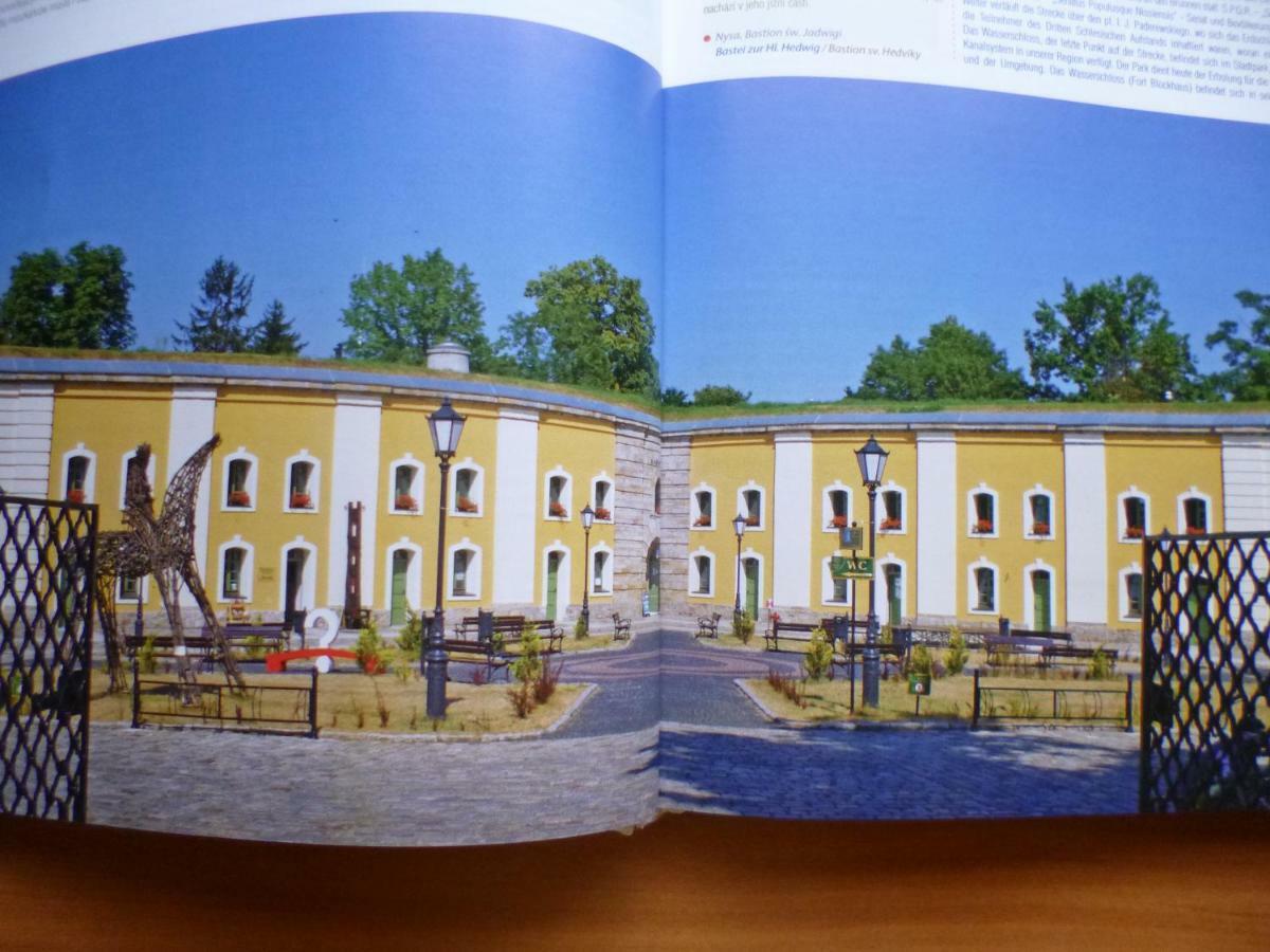 Der Kleine Bauernhof Keine Arbeiter Zadnych Pracownikow Lubiatow (Opole) Exterior foto